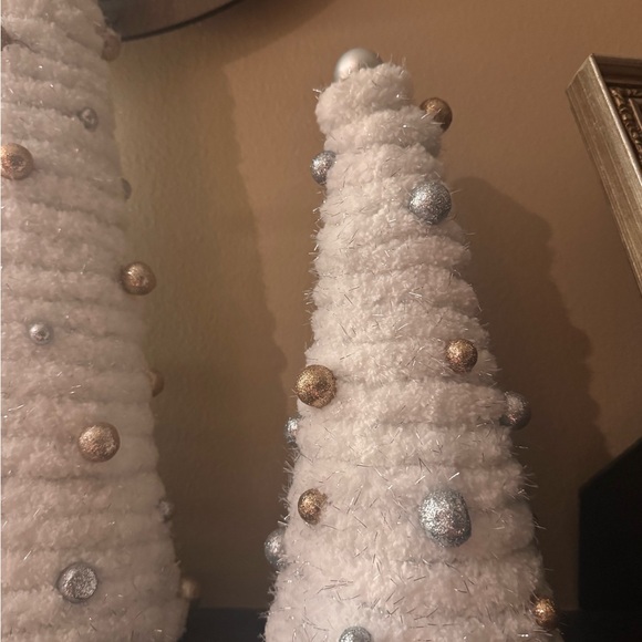 Elegant Holiday Cone Trees with Gold and Silver Accents - Picture 2 of 6